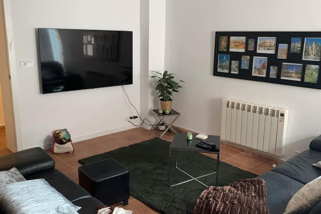 בנאלמדנה Huis Met Zwembad מראה חיצוני תמונה