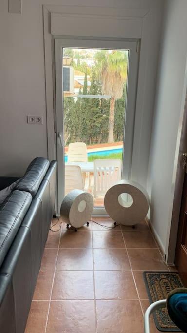 בנאלמדנה Huis Met Zwembad מראה חיצוני תמונה